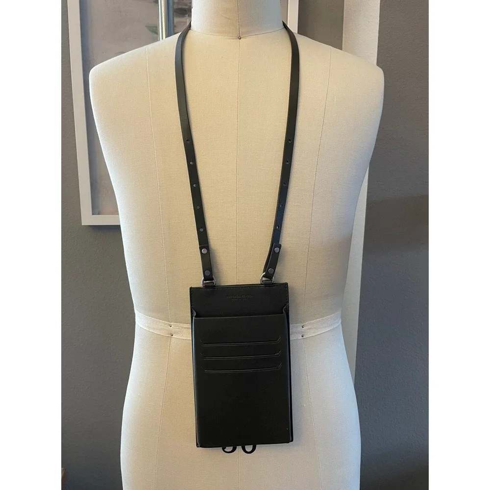 Bottega Veneta Black Leather Lanyard Phone Case‎ Wallet 578205 Green stripe